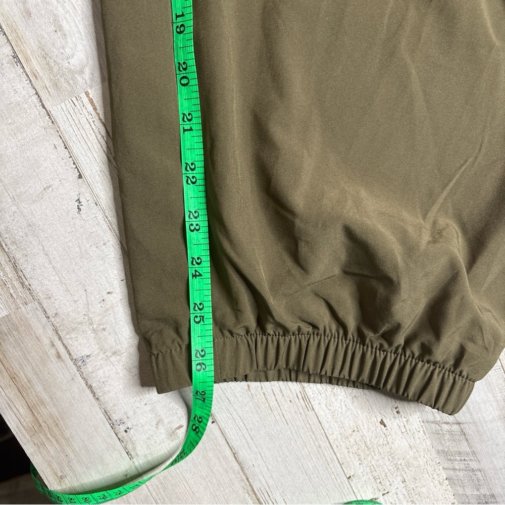Old Navy StretchTech Green Cargo High Waist Joggers Size 4X - Picture 9 of 13